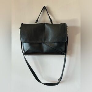 KENNETH COLE Leather Laptop Crossbody Briefcase w/Flap, Unisex (Fixer-Upper)